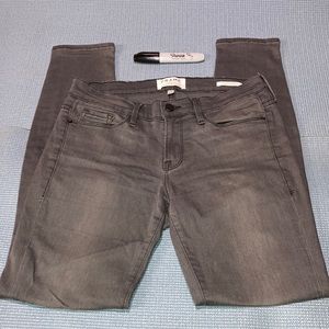 Frame Denim size 28 Le Skinny De Jeanne Grays Inn Skinny Straight Leg Women’s